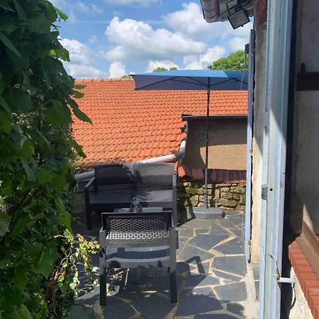 Independant Avec Terrasse Lay-Saint-Christophe